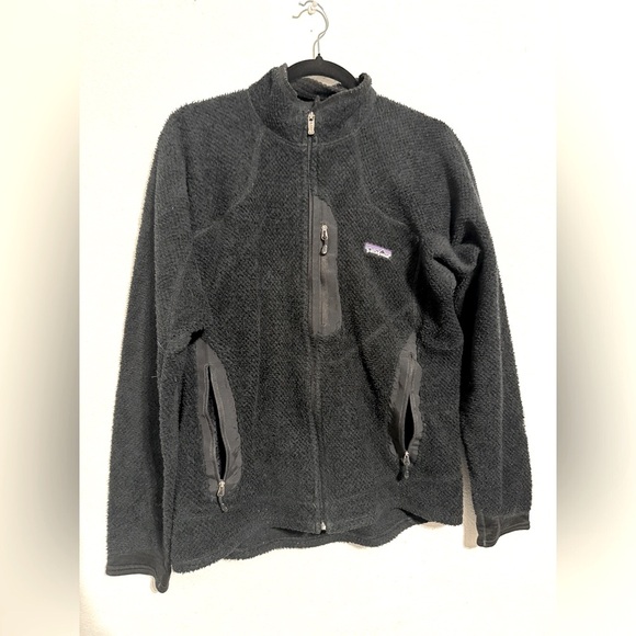 Patagonia Other - Black Patagonia men  sweater size medium